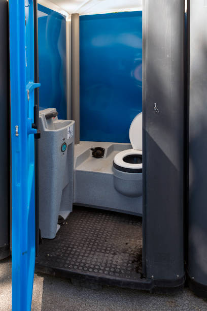 Best Construction site porta potty rental  in Harbor Springs, MI